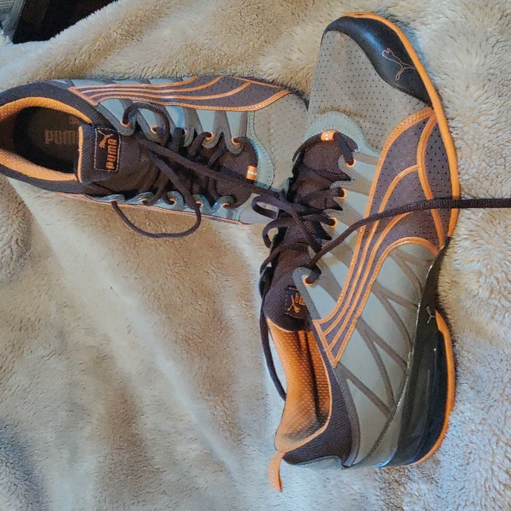 Men's sneakers